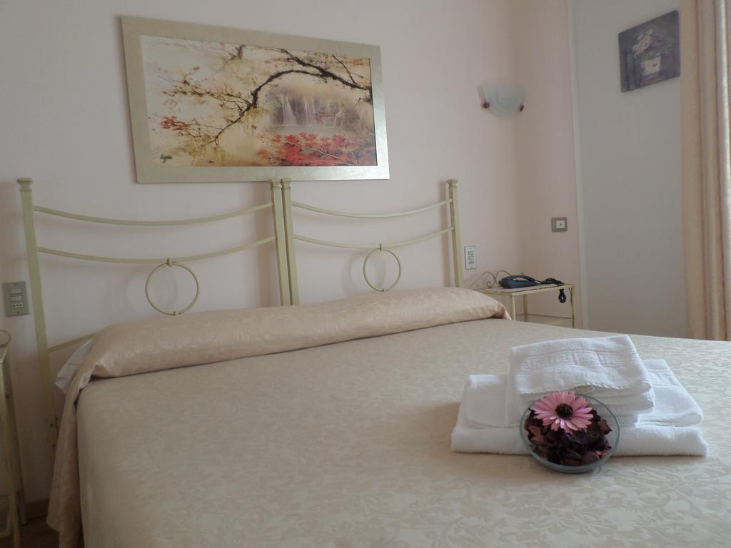 Bed And Breakfast " Il Tesoro Di Mario " 팔코나라마리티마 외부 사진
